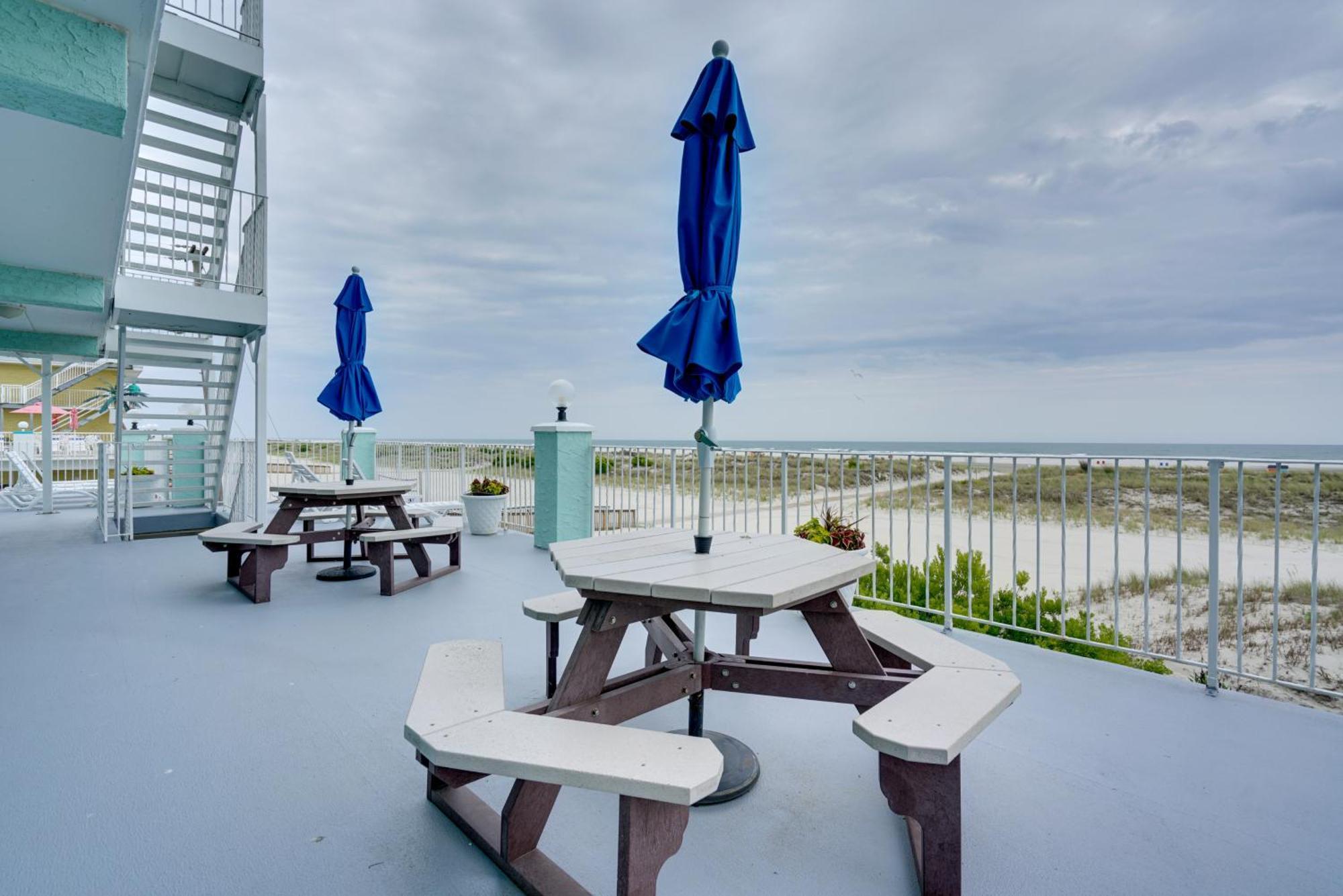 Cozy Oceanfront Condo With Pool And Beach Access! Wildwood Crest Eksteriør bilde