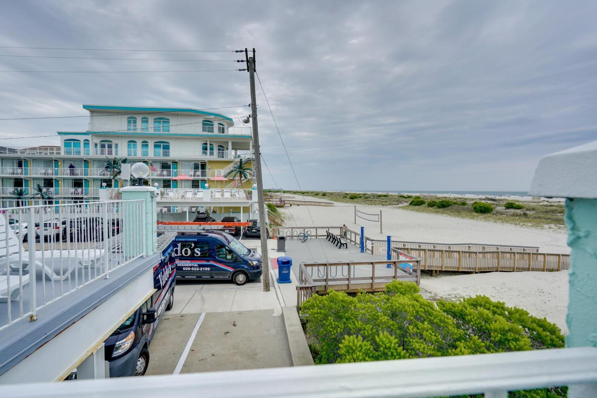 Cozy Oceanfront Condo With Pool And Beach Access! Wildwood Crest Eksteriør bilde